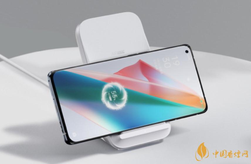 OPPO上架立式無(wú)線(xiàn)充電器  OPPO立式無(wú)線(xiàn)充電器多少錢(qián)