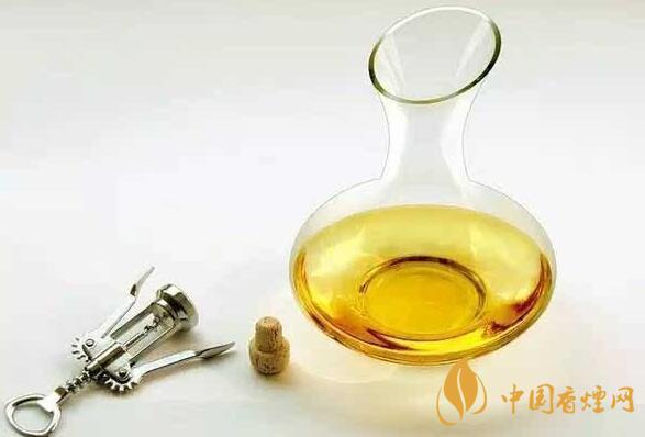 白葡萄酒需要醒酒嗎 白葡萄酒醒酒注意事項(xiàng)