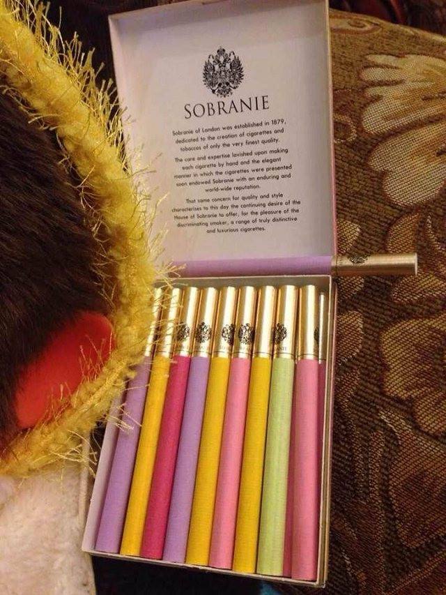 10元進口女士香煙排行榜，圣羅蘭香煙你見過嗎